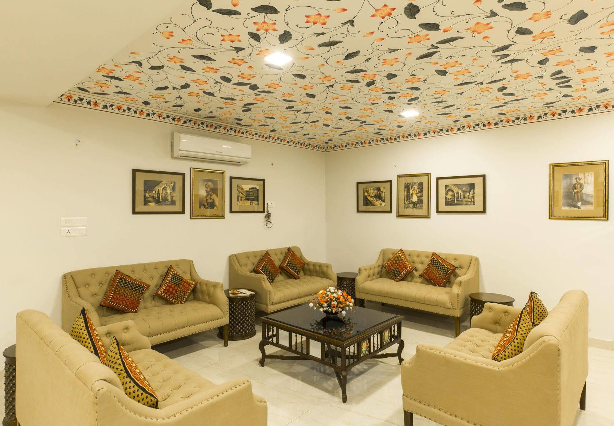 Umaid Residency - A Regal Heritage Home Jaipur Exterior foto